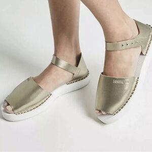 Havaianas Gold Flatform Espadrille Ankle Strap Rubber Foam Peep‎ Toe Sandal Sz 9